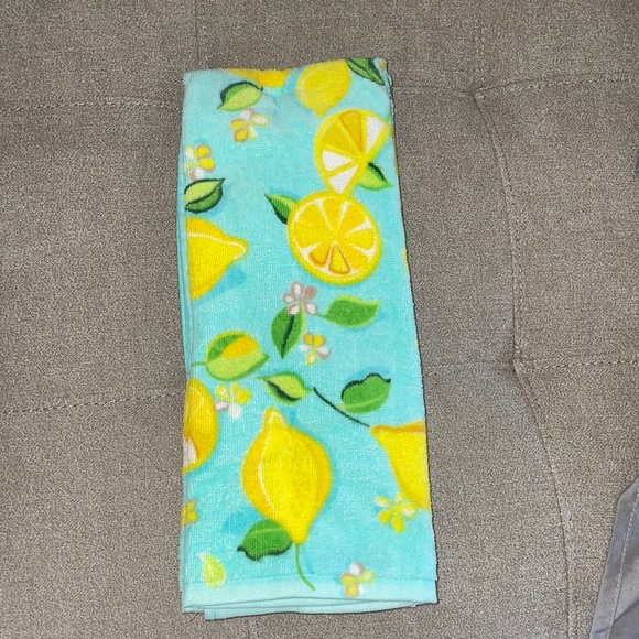 New! Trina Turk 2Pc Tiffany Blue/Lemon Hand Towels 🍋 Absolutely Beautiful! - Picture 3 of 10